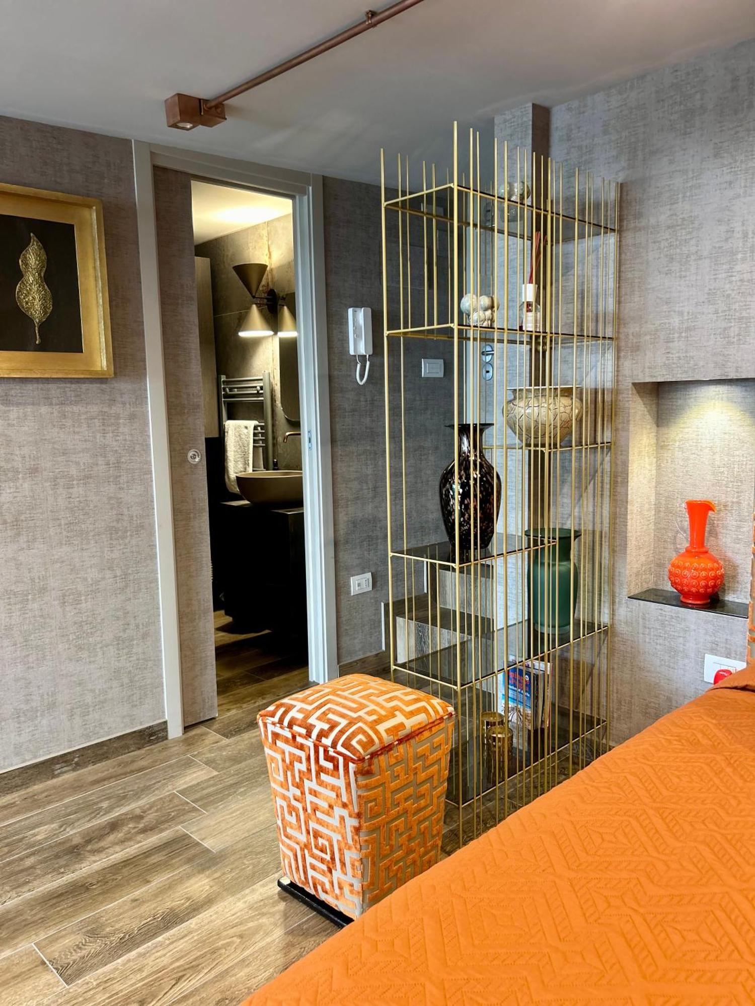 Portrait Luxury Loft Apartment Bari Exterior photo
